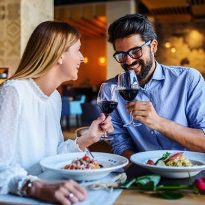 Restauracja, Damrota Garden premium, Katowice, mieszkania luksusowe, mieszkania z obsługą, apartamenty z obsługą,